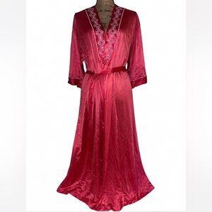 Vintage Vanity Affair Silky Pink Full Length Robe Medium